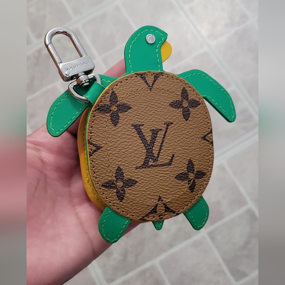 Fashion Turtle Coin Purse - Picture 2 of 5